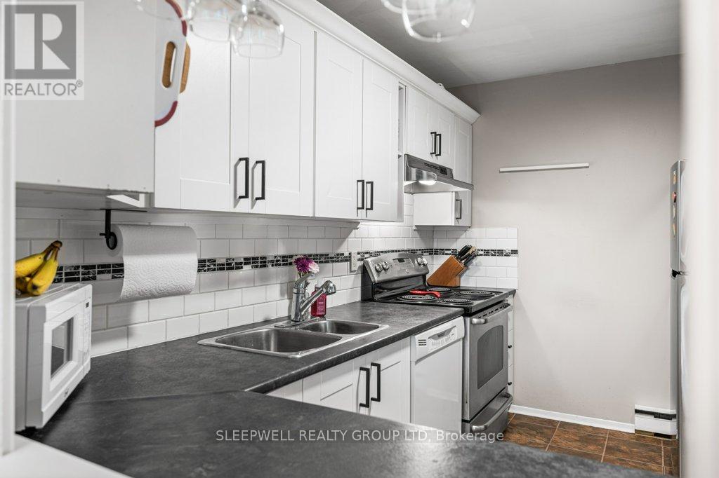 Photo 18 of 7 420 Fenerty Court, Ottawa ON