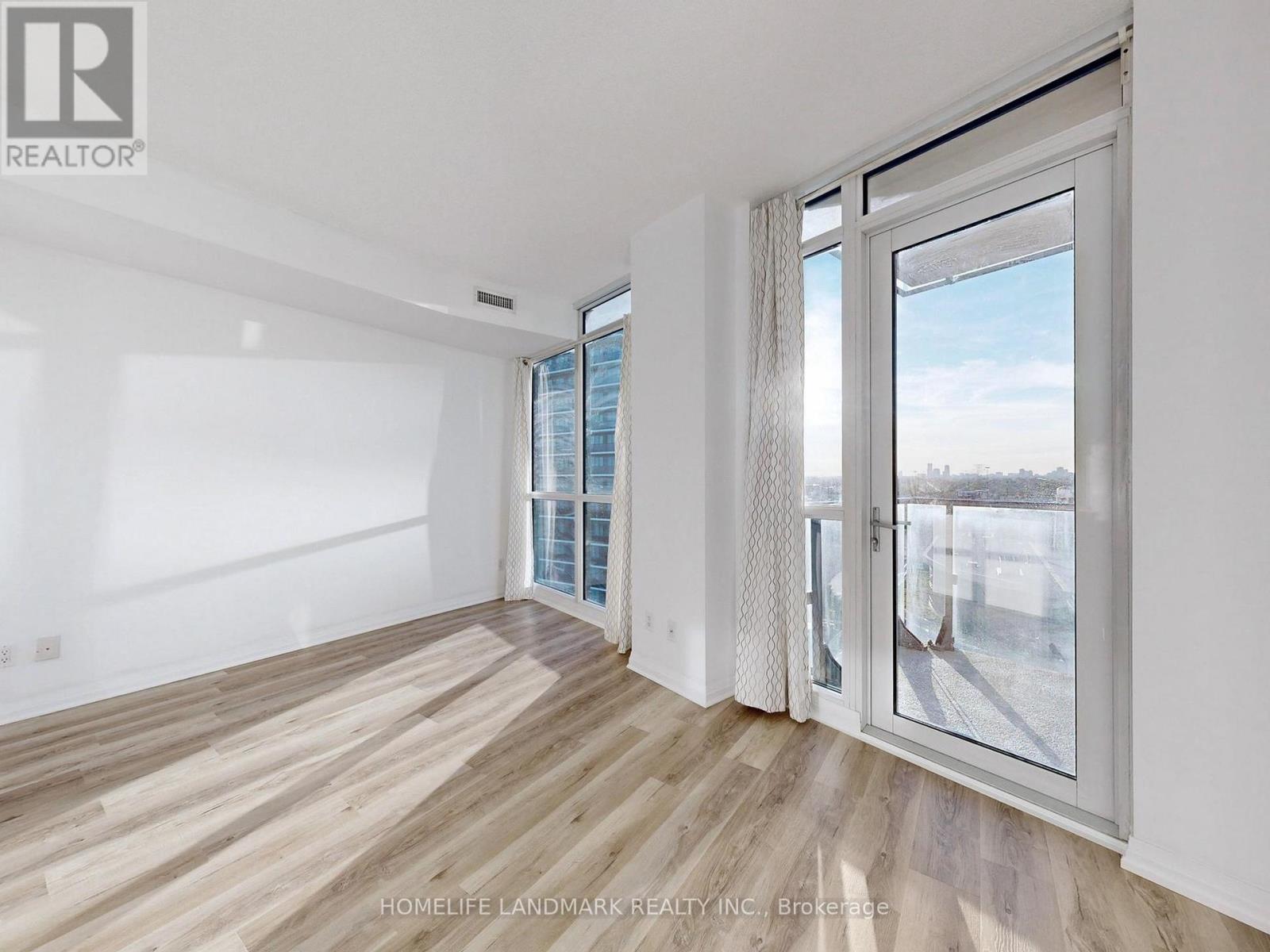 Photo 13 of 1608 59 Annie Craig Drive, Toronto ON