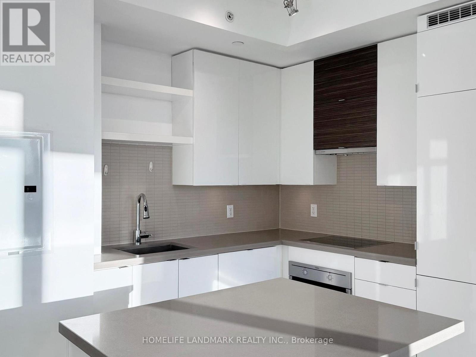 Photo 19 of 1608 59 Annie Craig Drive, Toronto ON