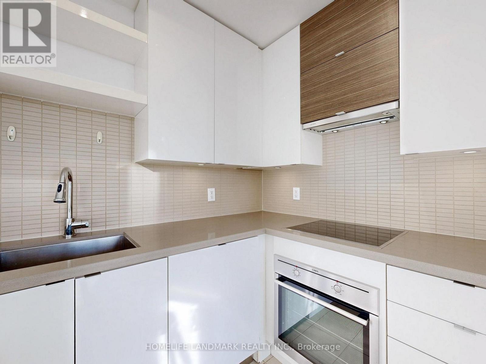 Photo 20 of 1608 59 Annie Craig Drive, Toronto ON