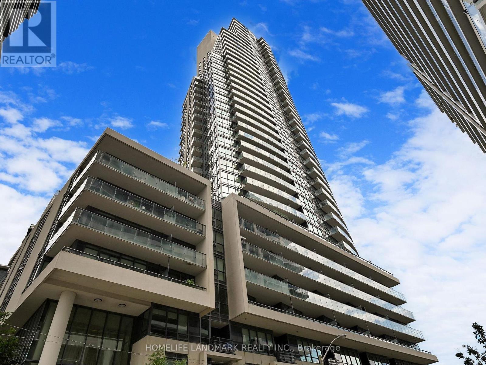 Photo 3 of 1608 59 Annie Craig Drive, Toronto ON