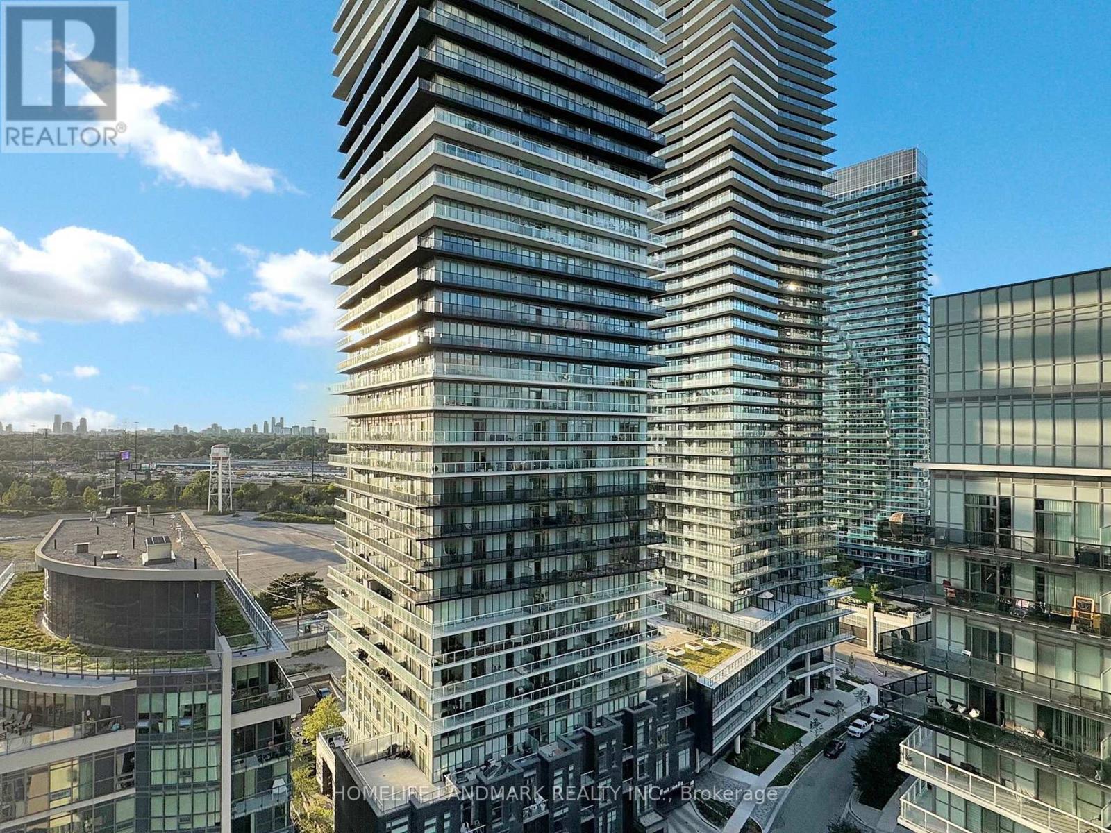 Photo 33 of 1608 59 Annie Craig Drive, Toronto ON