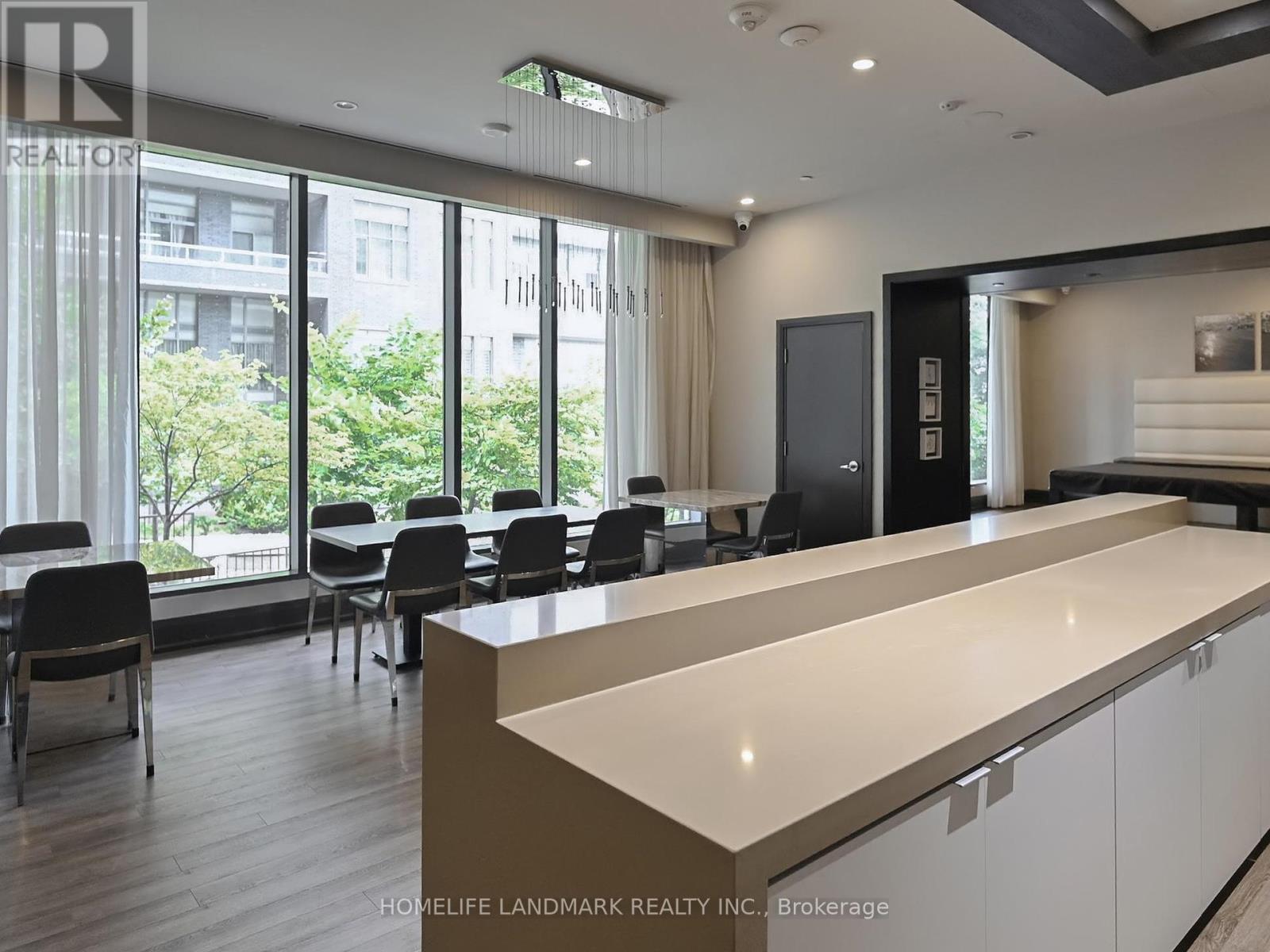Photo 38 of 1608 59 Annie Craig Drive, Toronto ON