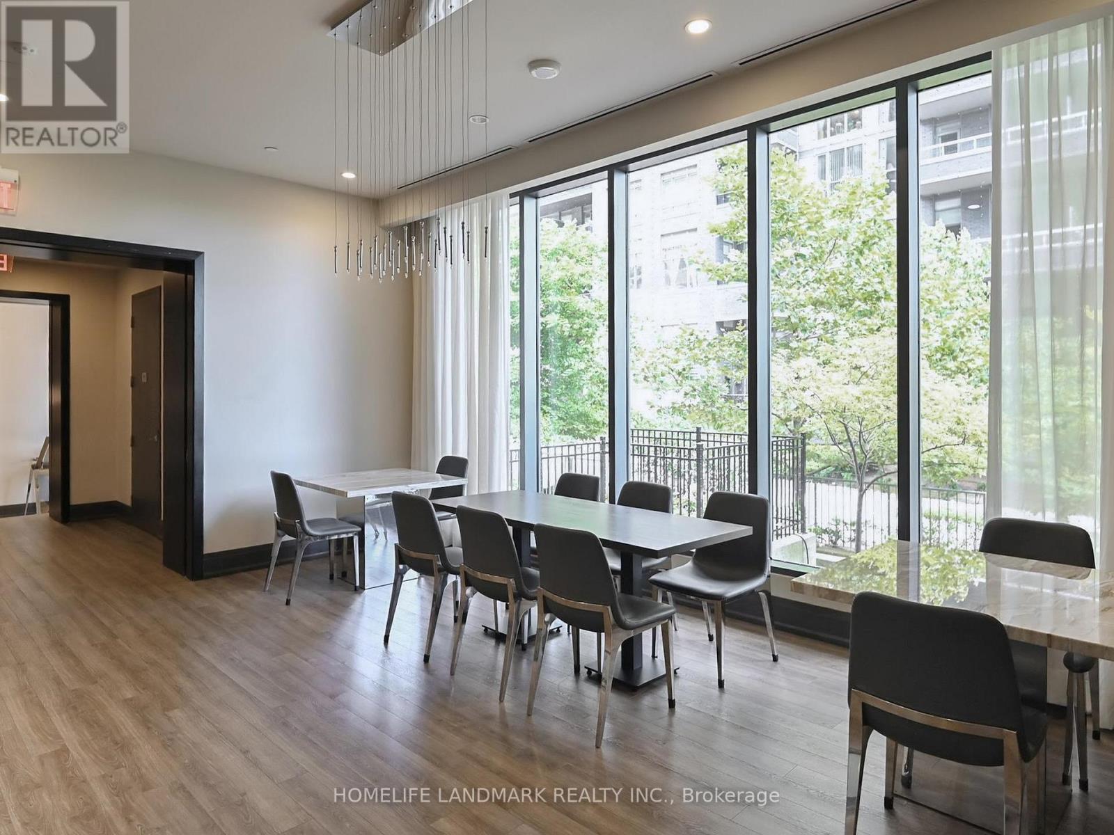 Photo 40 of 1608 59 Annie Craig Drive, Toronto ON