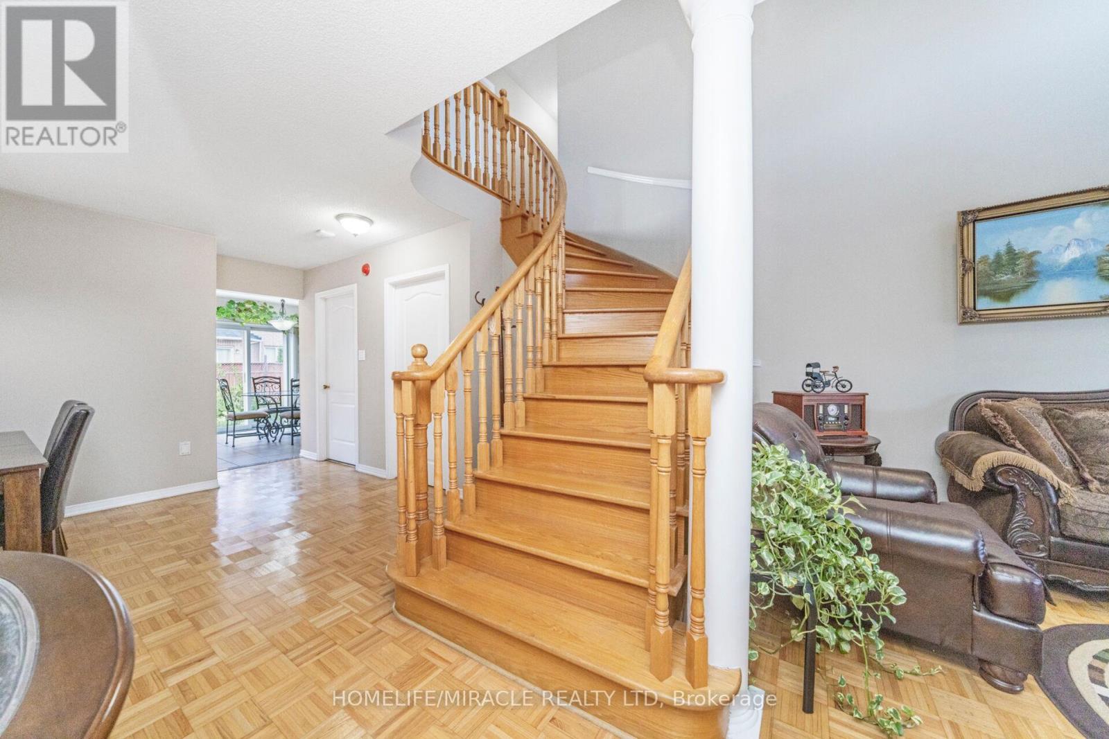 Photo 17 of 17 Mainard Crescent, Brampton ON