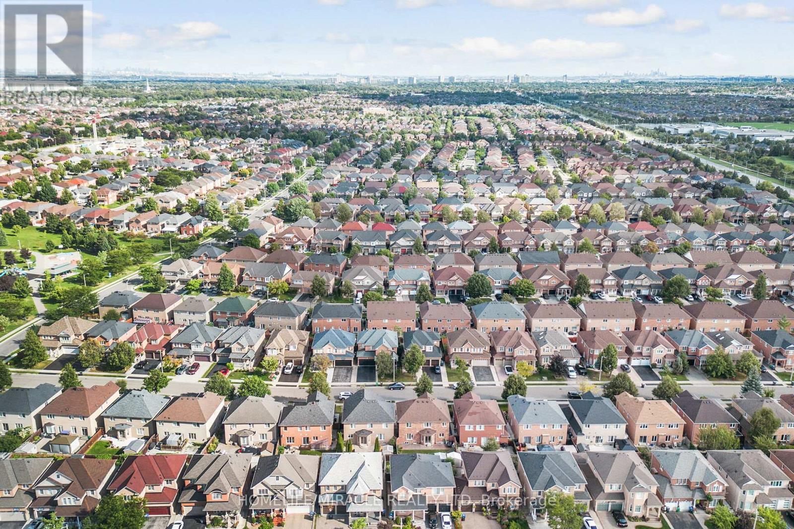 Photo 49 of 17 Mainard Crescent, Brampton ON