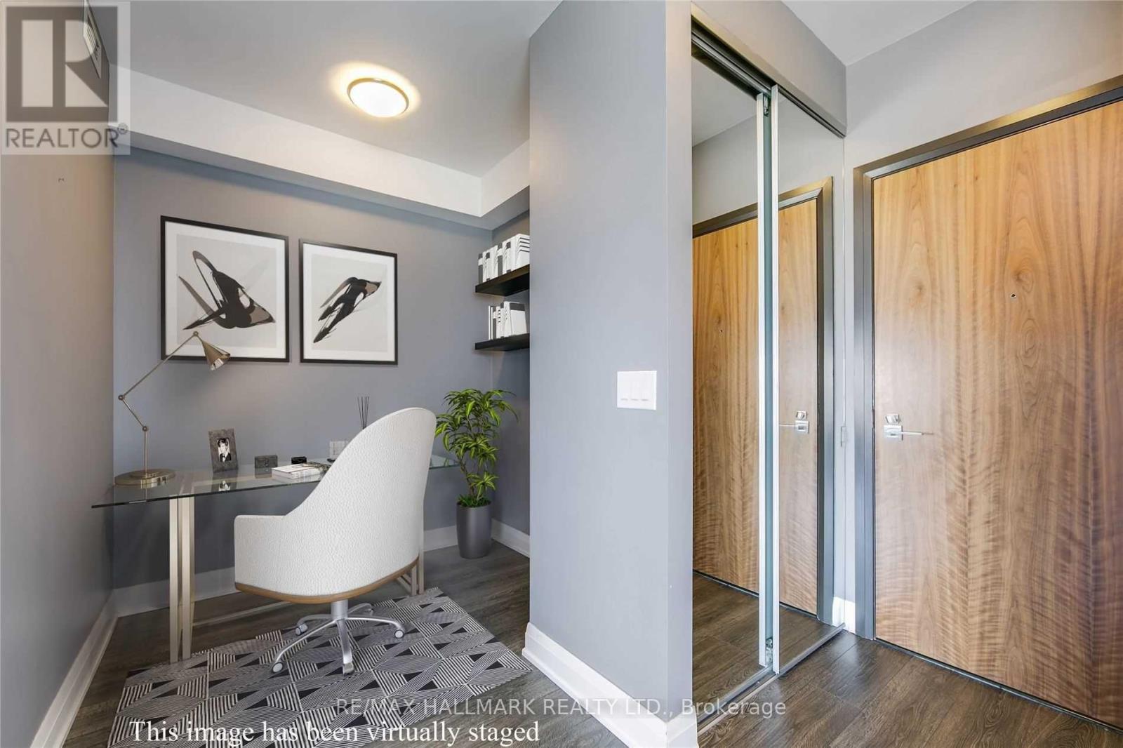 Photo 10 of 1909 36 Park Lawn Road, Toronto ON