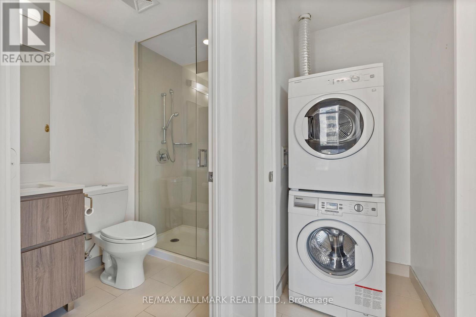 Photo 23 of 1909 36 Park Lawn Road, Toronto ON