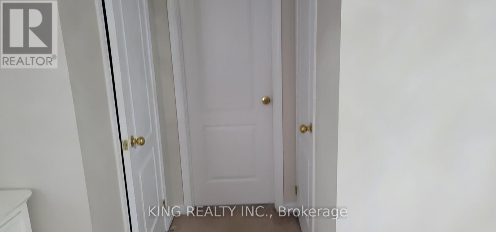 Photo 7 of 59 Haviland Circle, Brampton ON