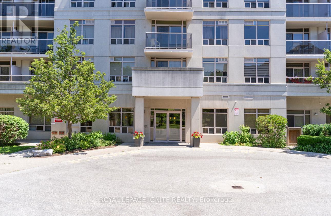 Photo 2 of 808 3650 Kingston Road, Toronto ON