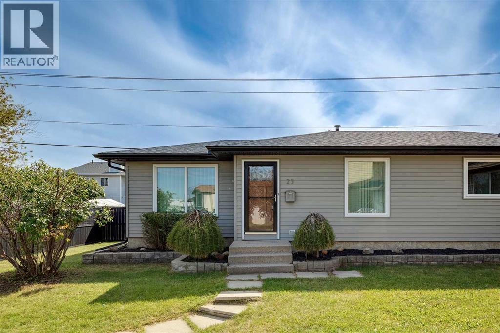 Photo 2 of 23 Erin Grove Court Se, Calgary AB