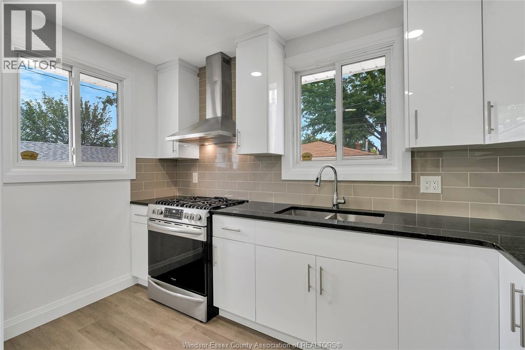 Photo 14 of 2222 Forest Avenue, Windsor ON