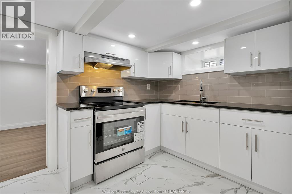 Photo 22 of 2222 Forest Avenue, Windsor ON