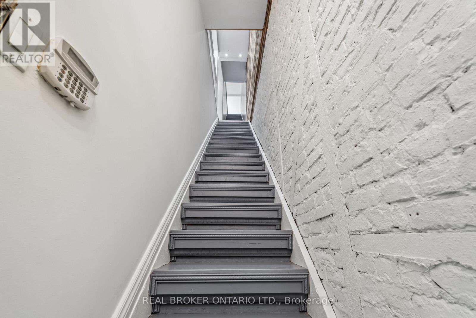 Photo 3 of Apt 2 197 King Street E, Hamilton ON