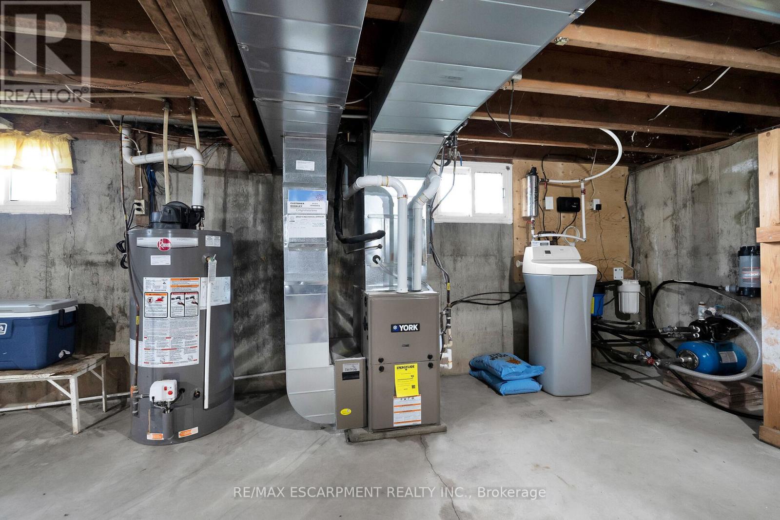 Photo 28 of 1073 Concession 6 Woodhouse Road, Norfolk ON