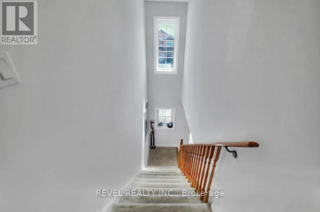 Photo 35 of 320 Moody Street, Southgate ON