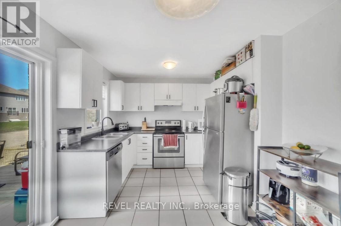 Photo 7 of 320 Moody Street, Southgate ON