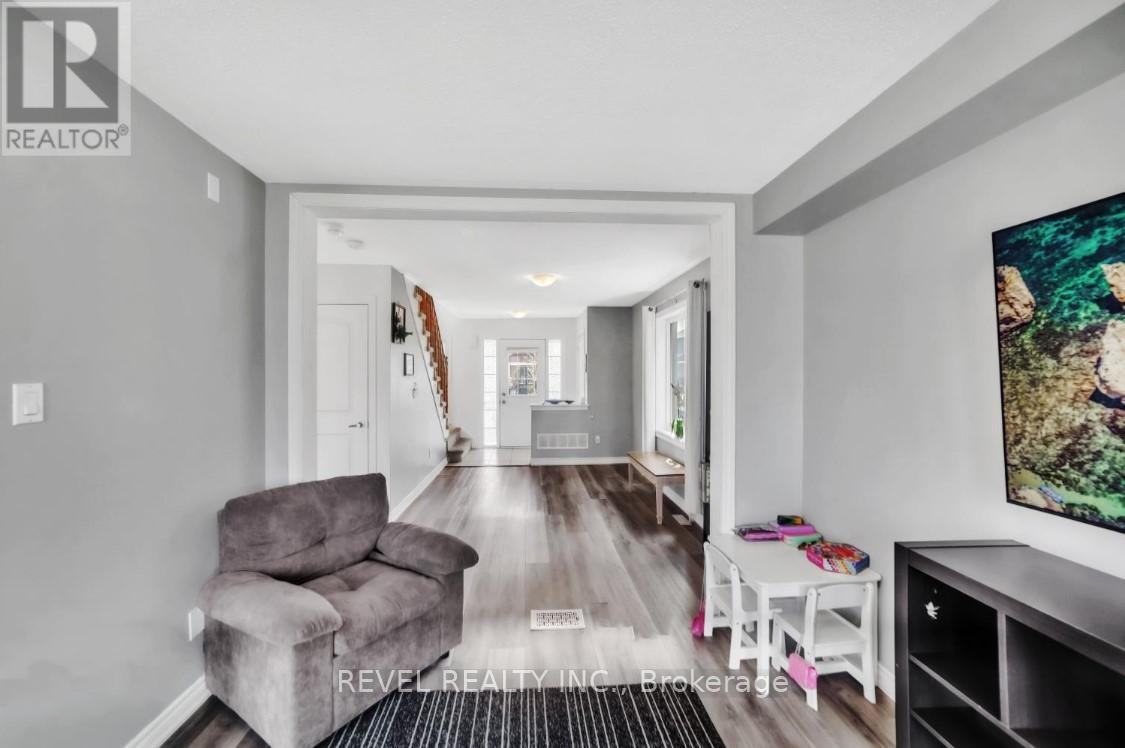 Photo 9 of 320 Moody Street, Southgate ON