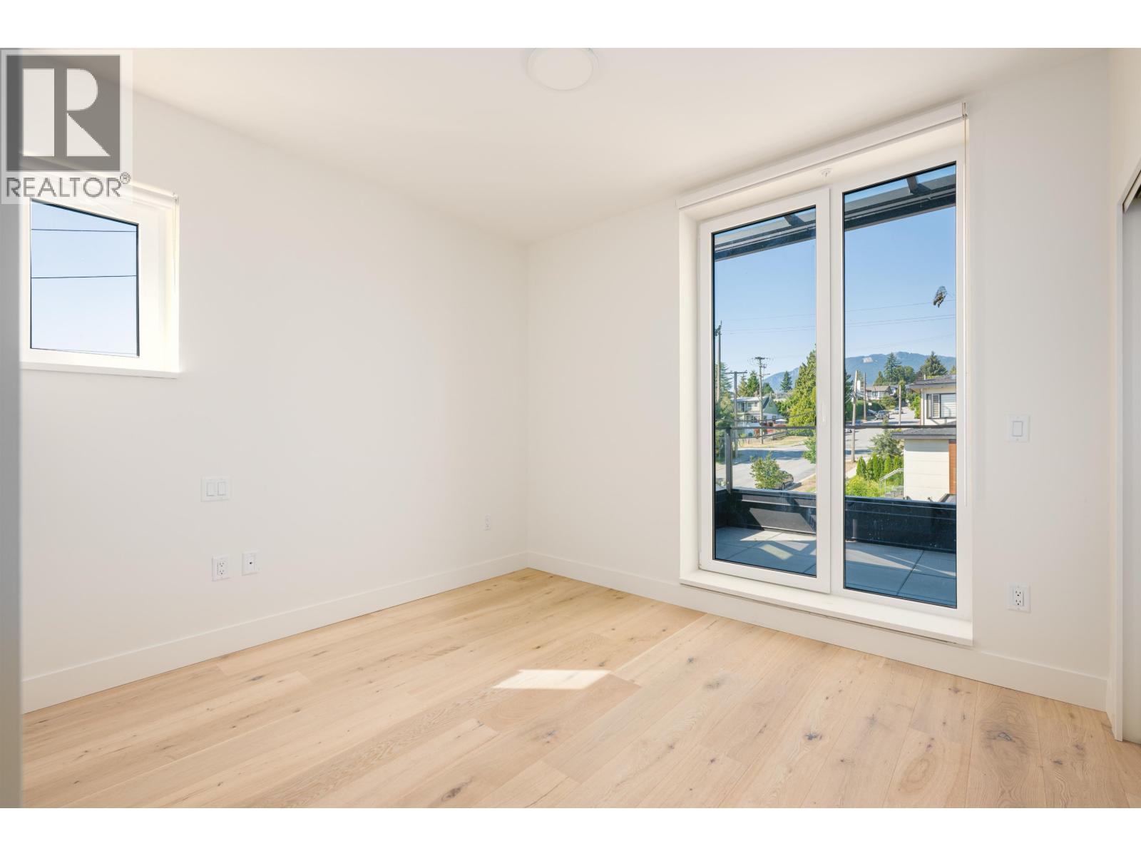 Photo 15 of Th 6 610 E 3rd Street, North Vancouver BC