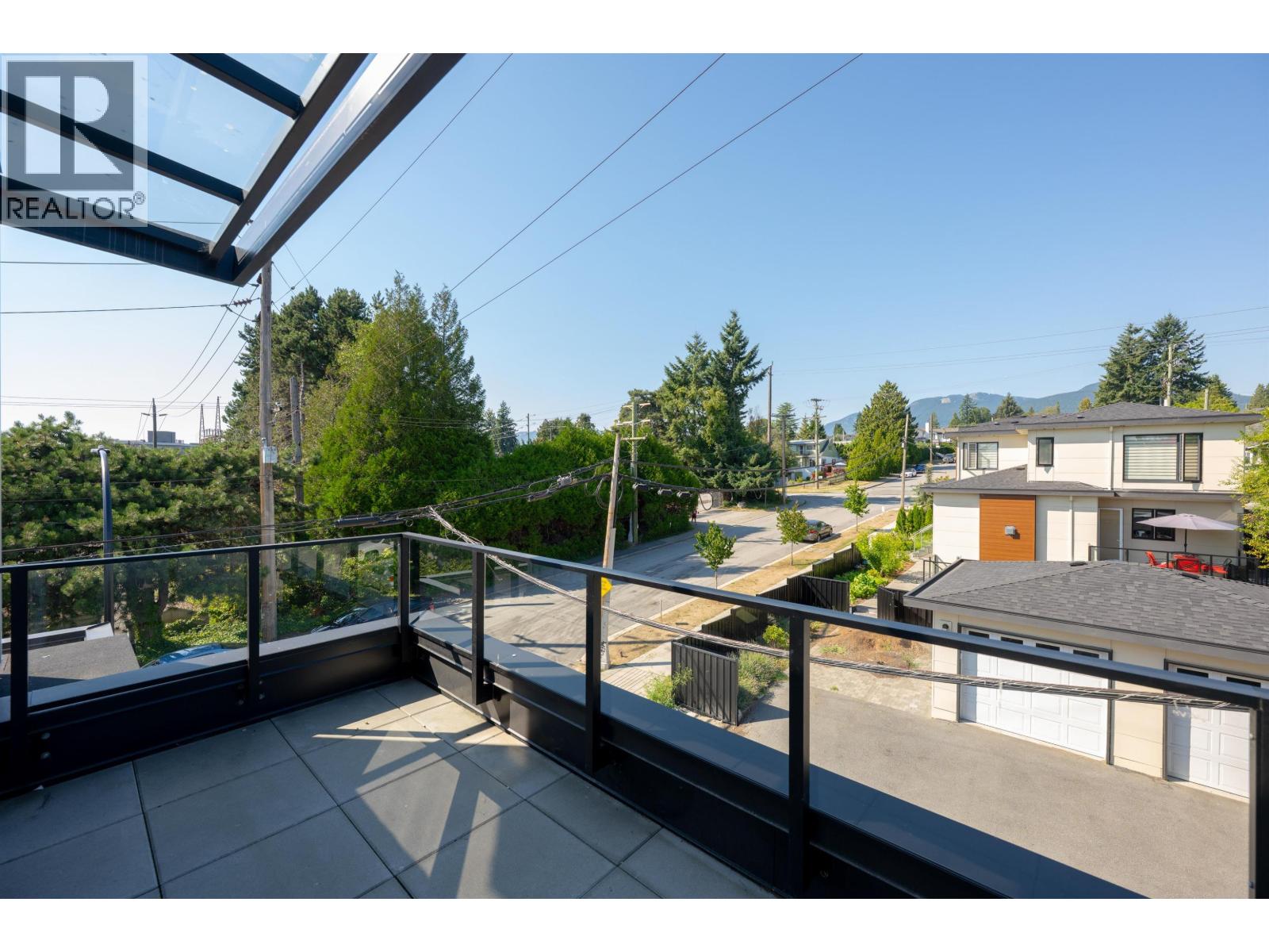 Photo 18 of Th 6 610 E 3rd Street, North Vancouver BC