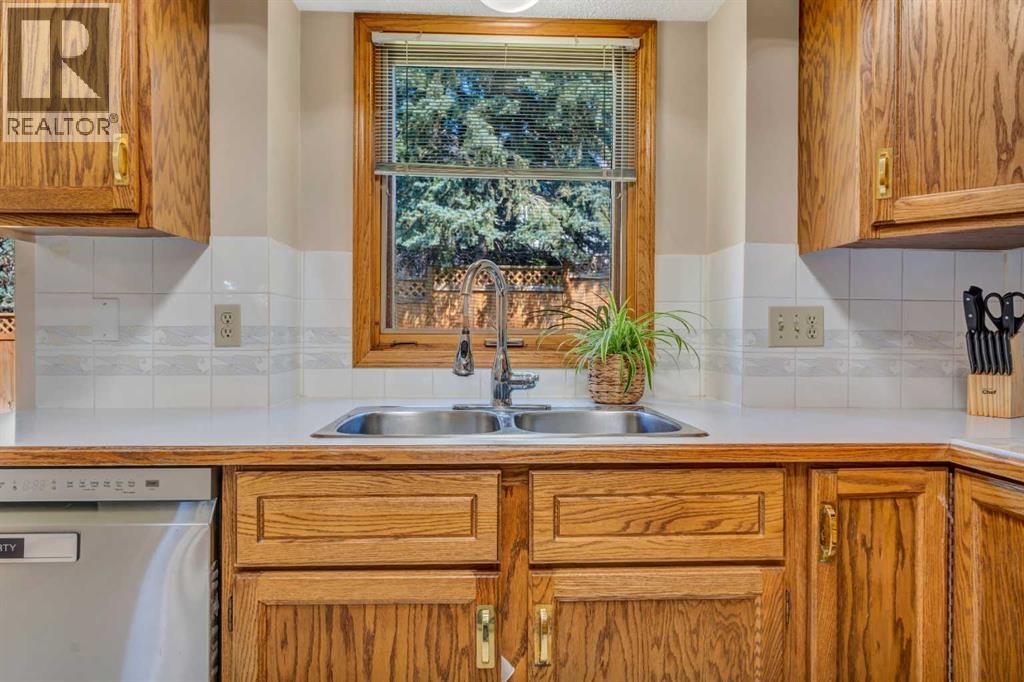 Photo 16 of 11554 Douglas Woods Rise Se, Calgary AB