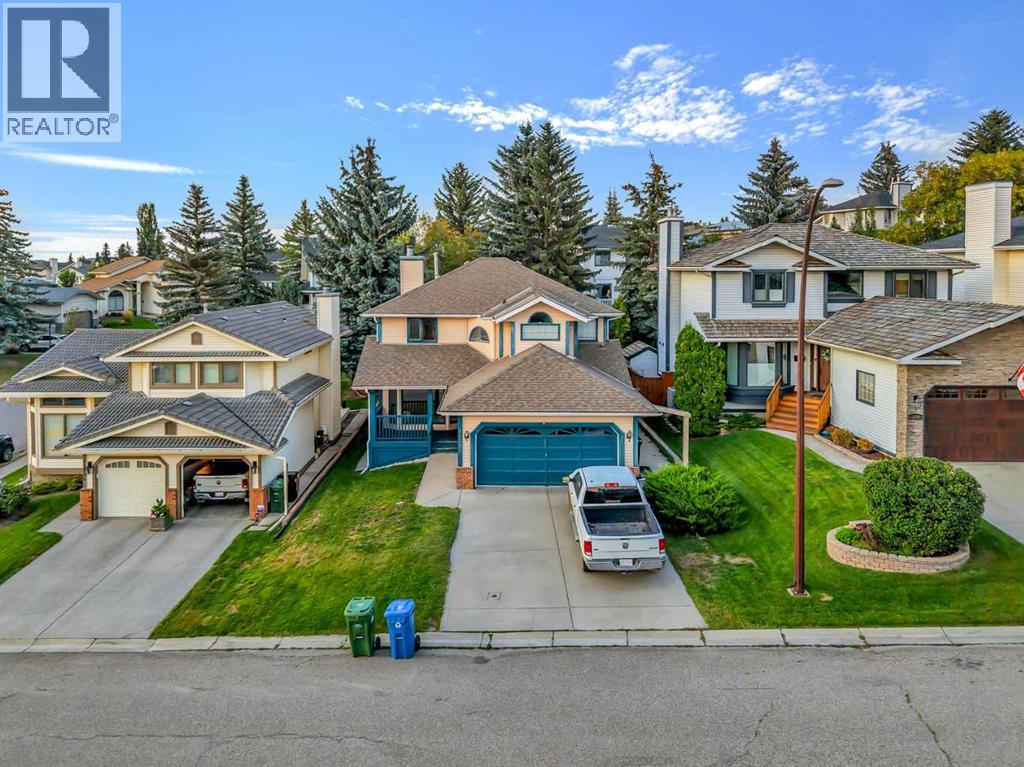 Photo 2 of 11554 Douglas Woods Rise Se, Calgary AB