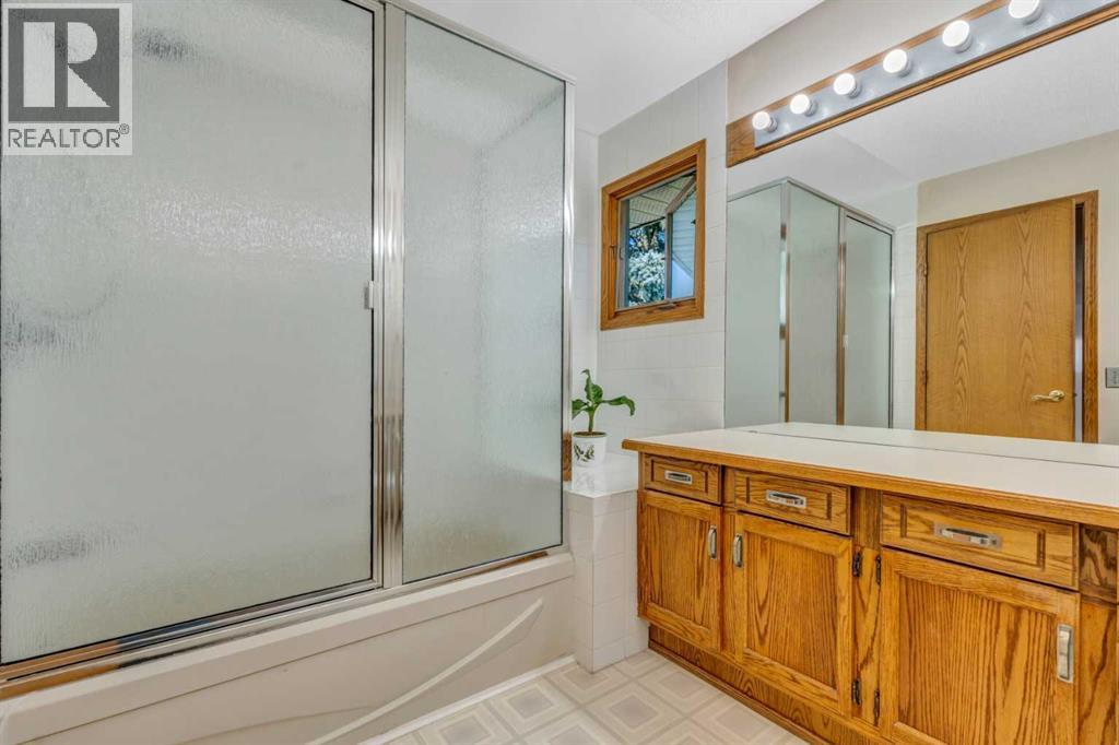Photo 27 of 11554 Douglas Woods Rise Se, Calgary AB