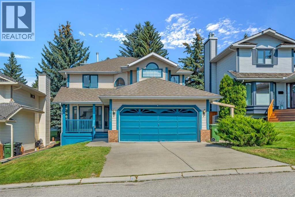 Photo 3 of 11554 Douglas Woods Rise Se, Calgary AB