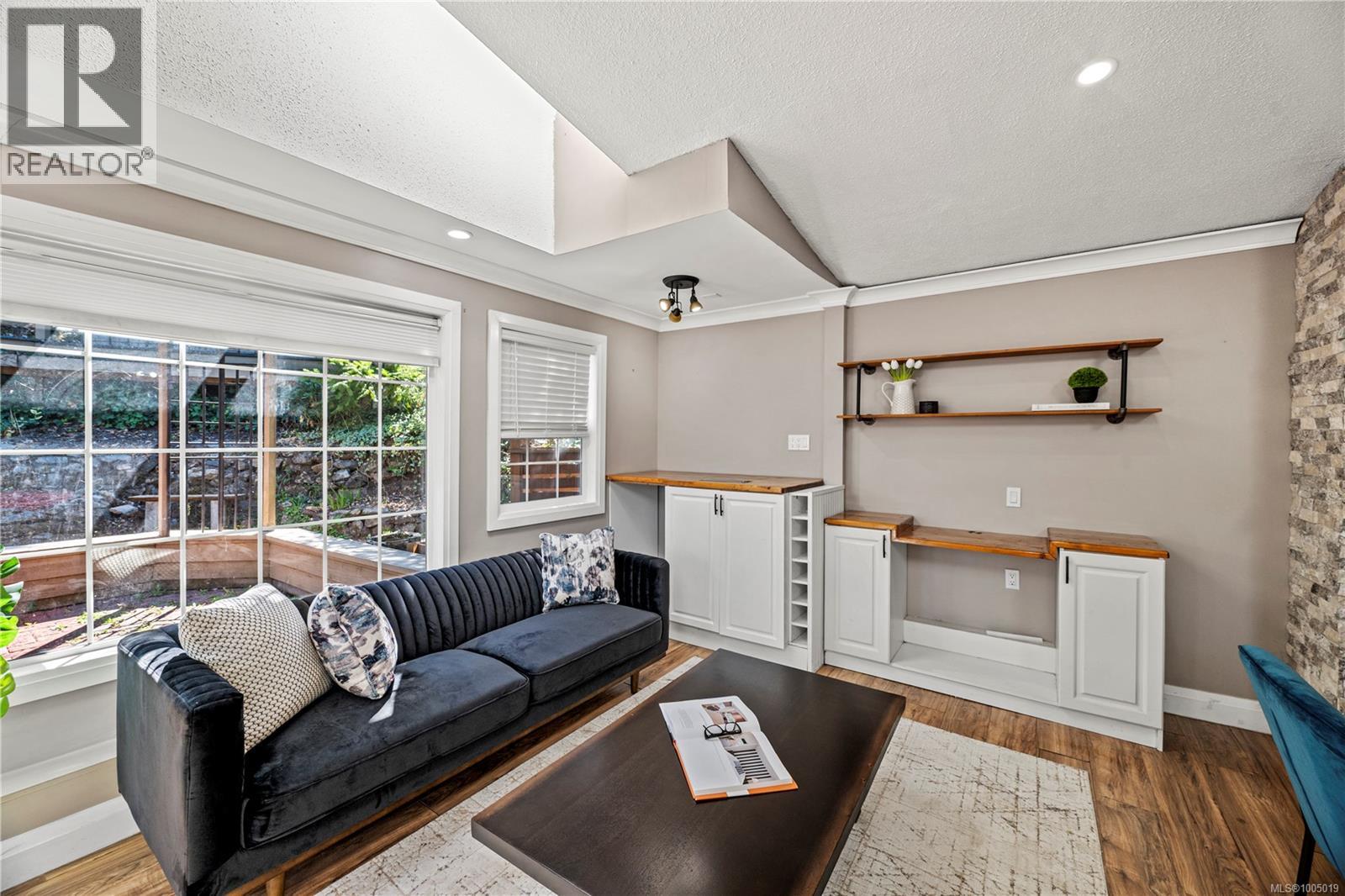 Photo 4 of 2206 Millstream Rd, Langford BC