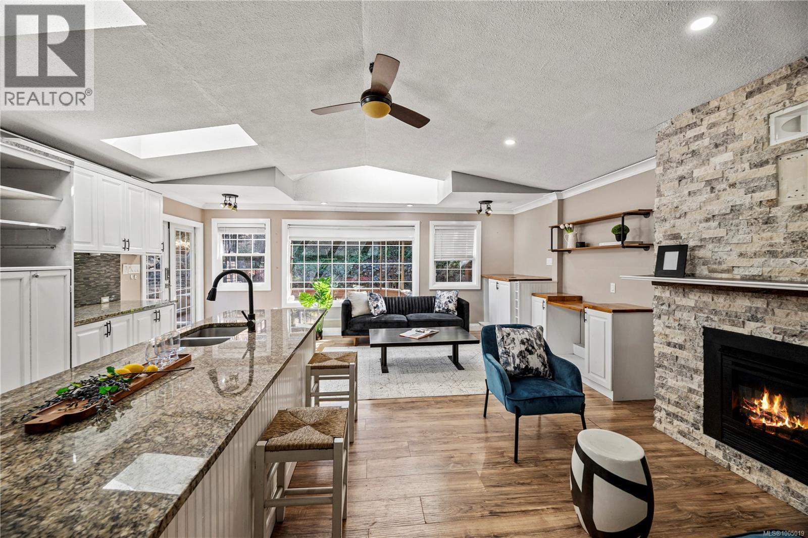 Photo 9 of 2206 Millstream Rd, Langford BC