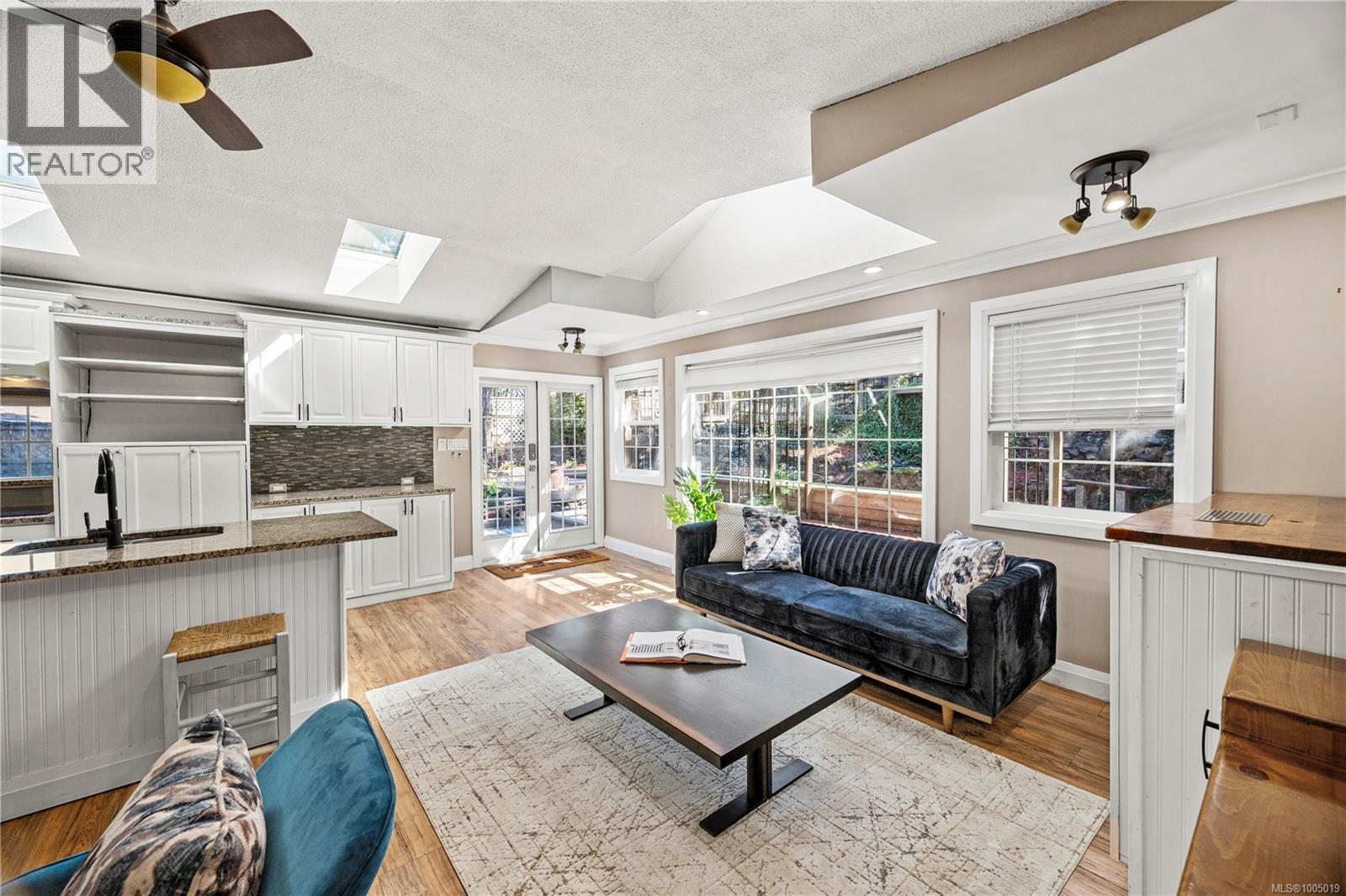Photo 13 of 2206 Millstream Rd, Langford BC