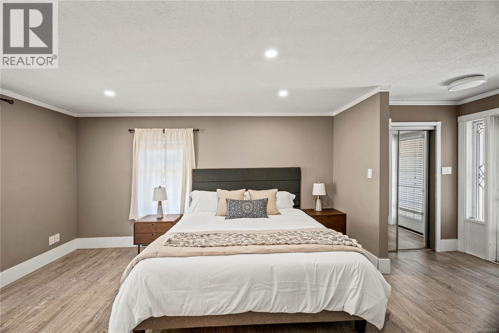 Photo 18 of 2206 Millstream Rd, Langford BC