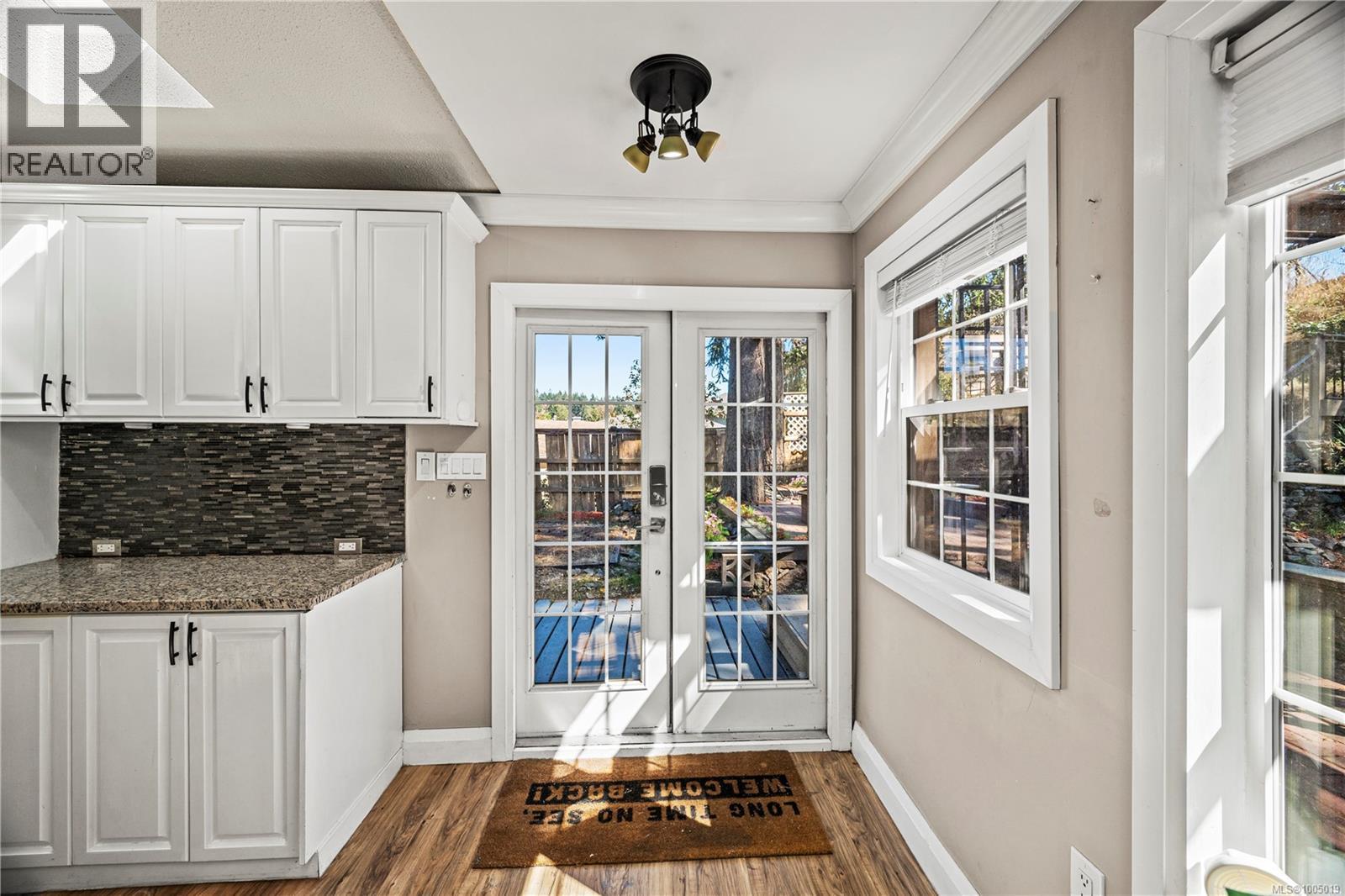Photo 14 of 2206 Millstream Rd, Langford BC