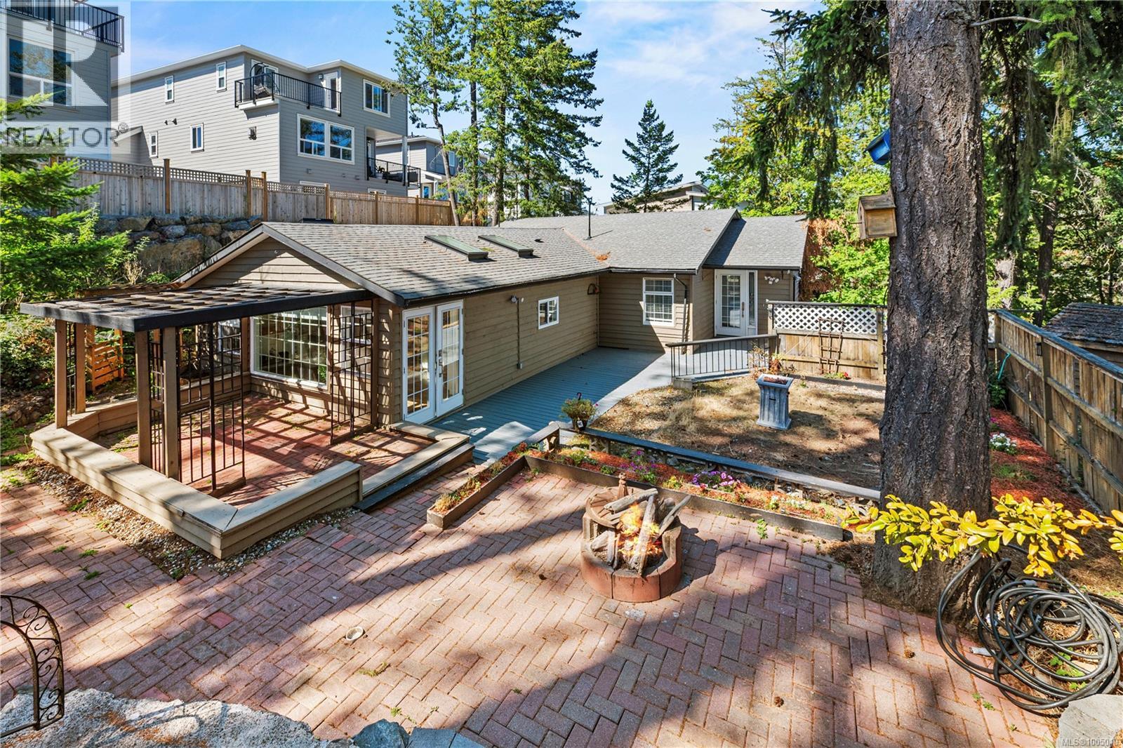 Photo 46 of 2206 Millstream Rd, Langford BC