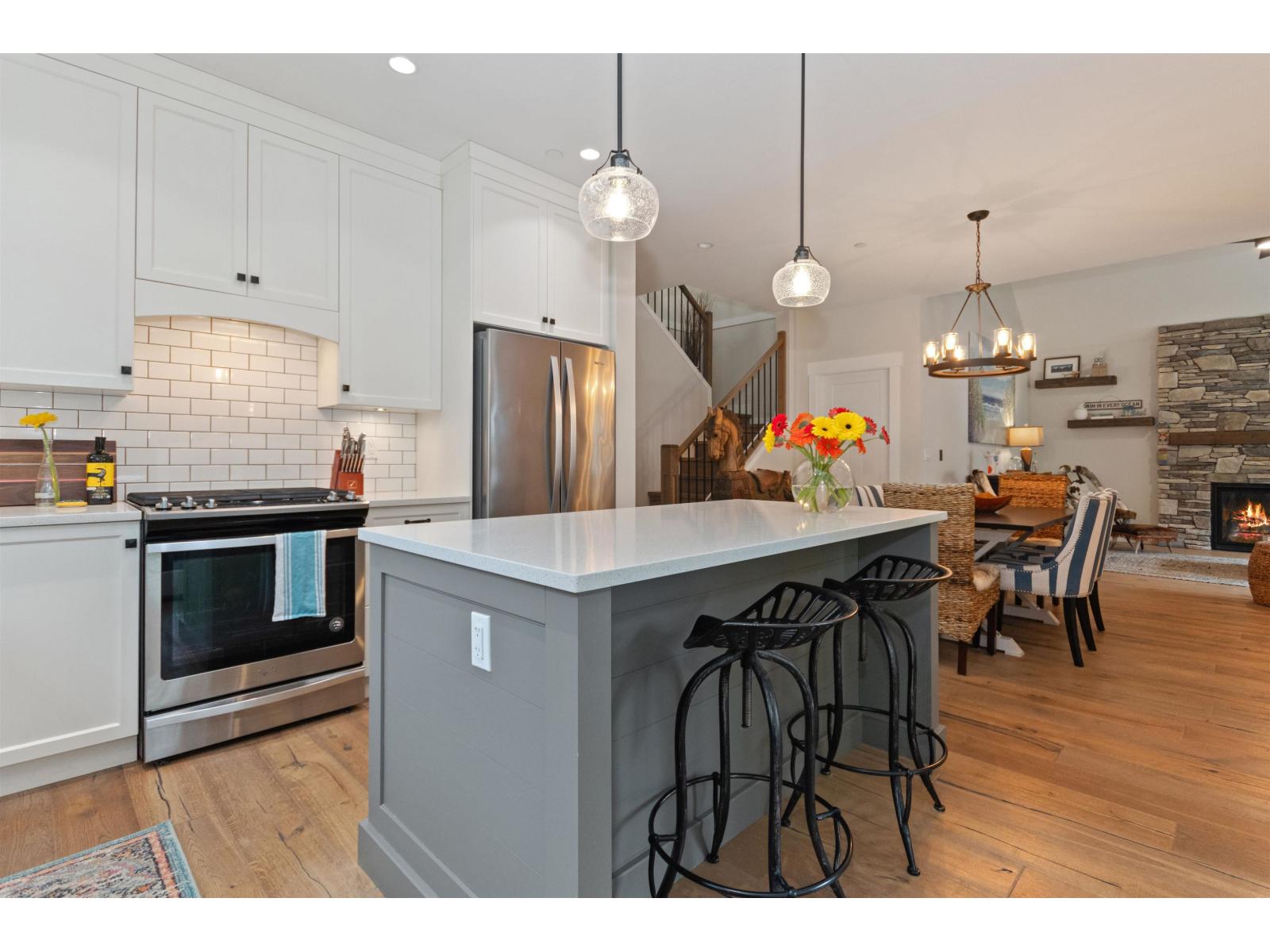 Photo 12 of 43342 Creekside Circle Cultus Lake South, Lindell Beach BC