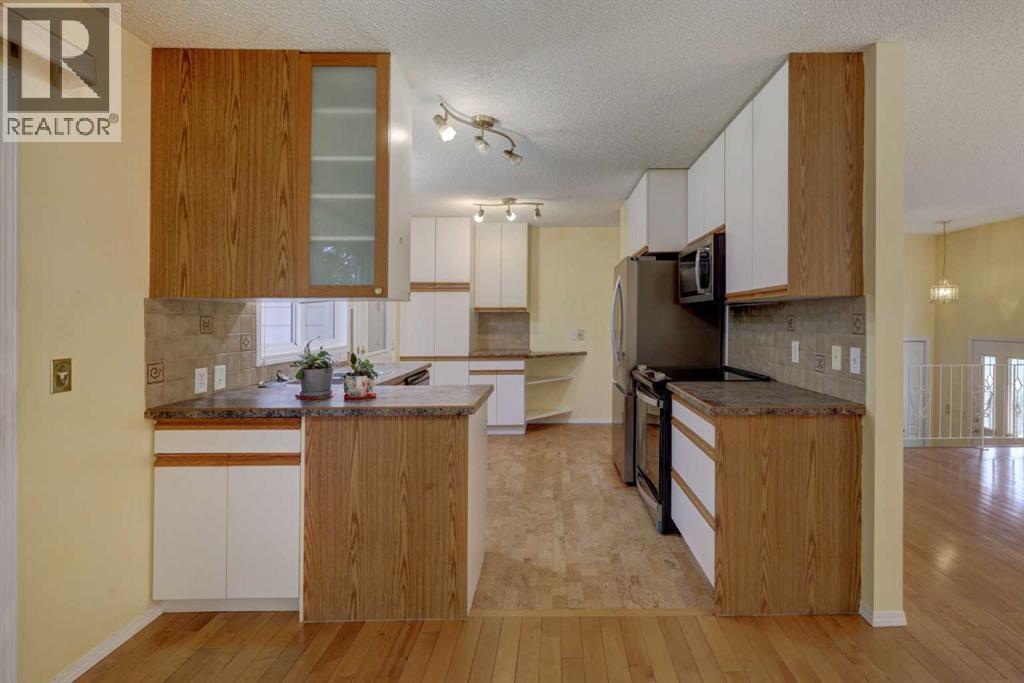 Photo 9 of 179 Huntchester Crescent Ne, Calgary AB