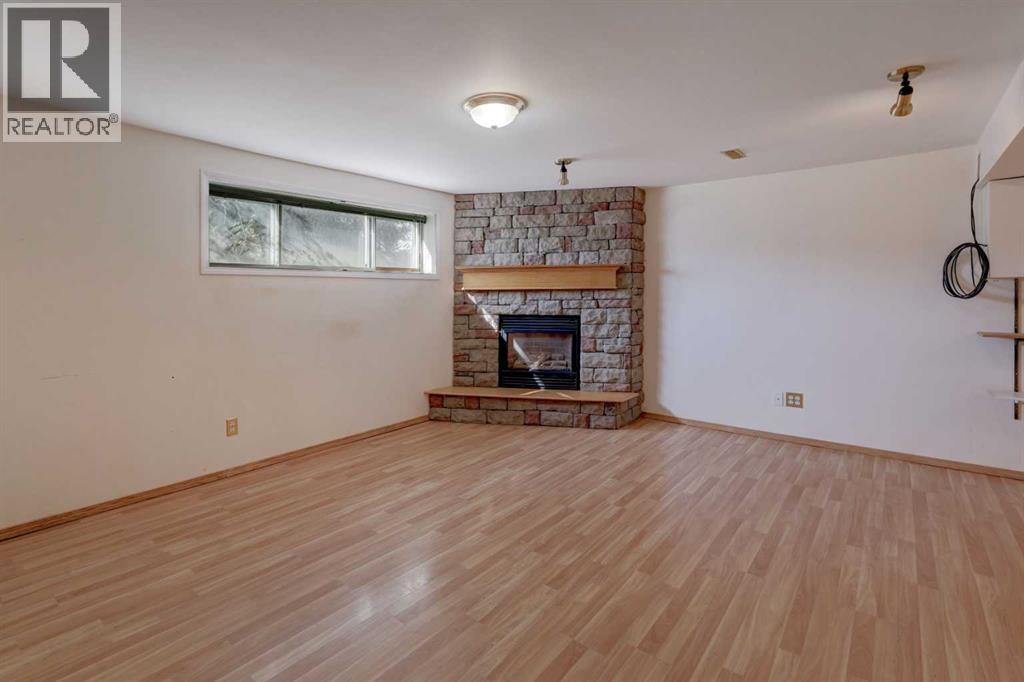 Photo 18 of 179 Huntchester Crescent Ne, Calgary AB
