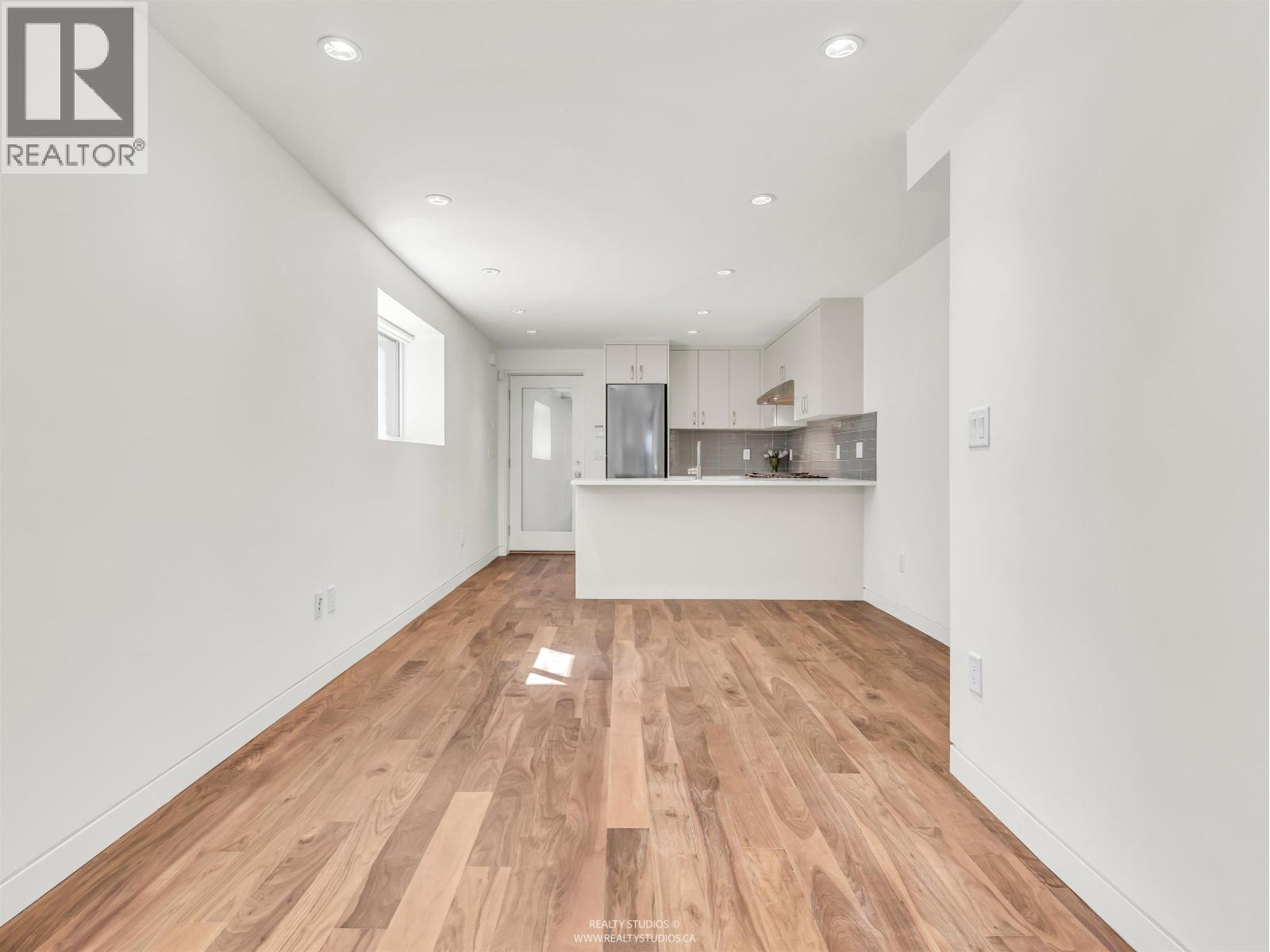 Photo 25 of 534 E 29th Avenue, Vancouver BC