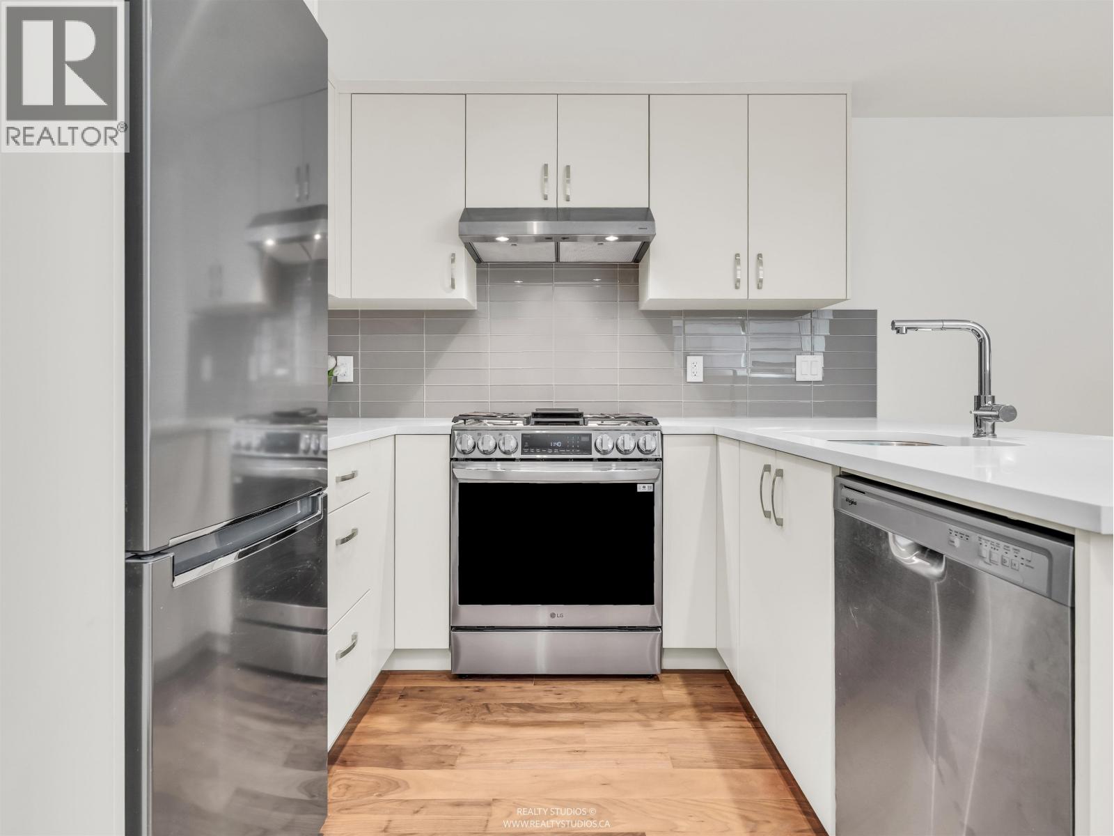 Photo 26 of 534 E 29th Avenue, Vancouver BC