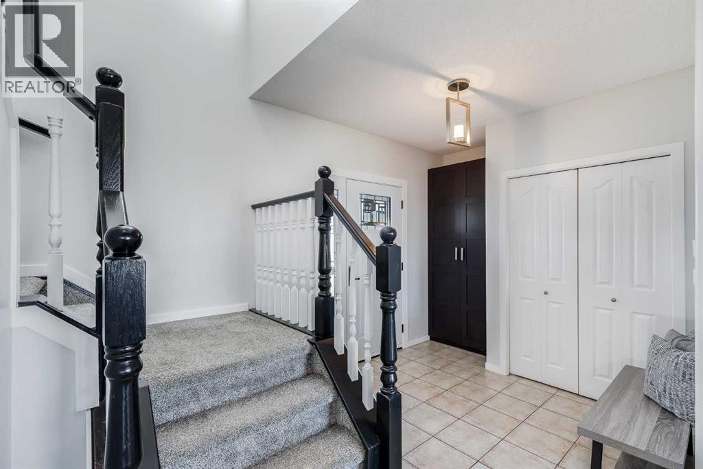 Photo 14 of 522 Stonegate Road Nw, Airdrie AB