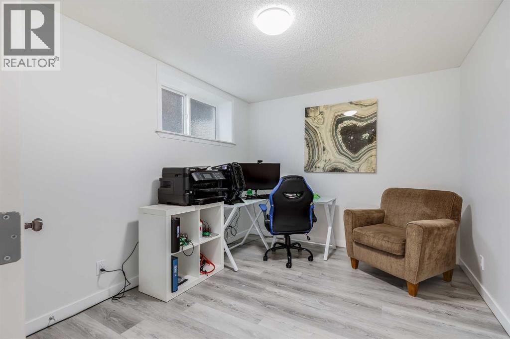 Photo 34 of 522 Stonegate Road Nw, Airdrie AB