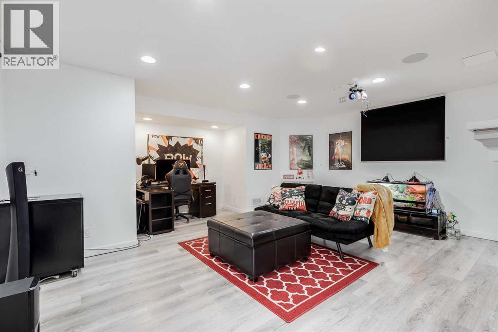 Photo 31 of 522 Stonegate Road Nw, Airdrie AB
