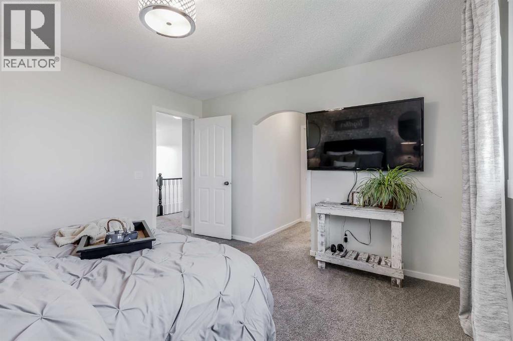 Photo 19 of 522 Stonegate Road Nw, Airdrie AB