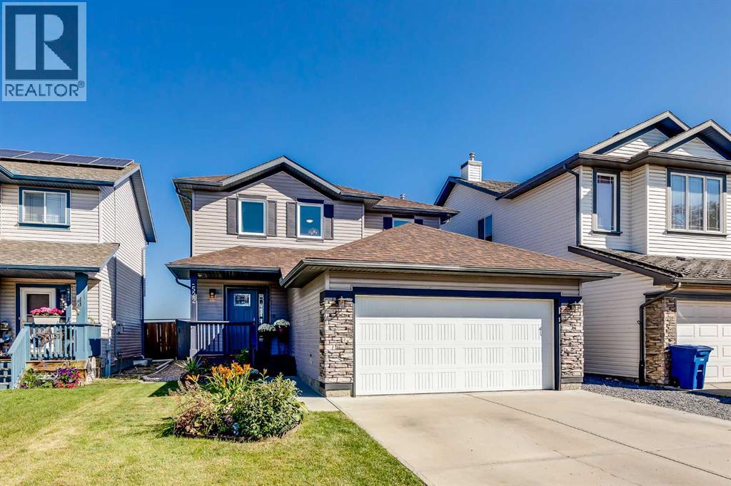 Photo 1 of 522 Stonegate Road Nw, Airdrie AB
