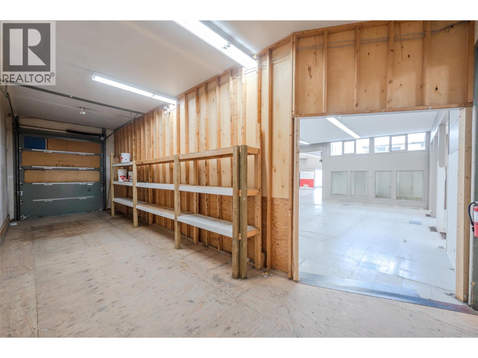 402 Industrial Avenue E, Penticton