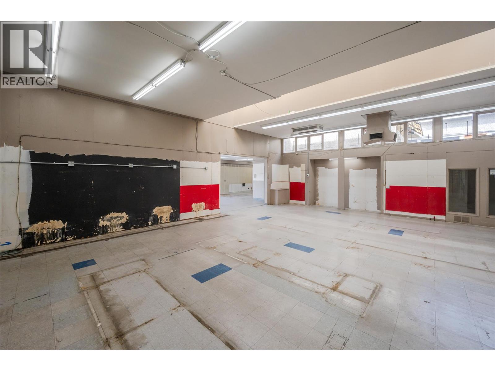 402 Industrial Avenue E, Penticton