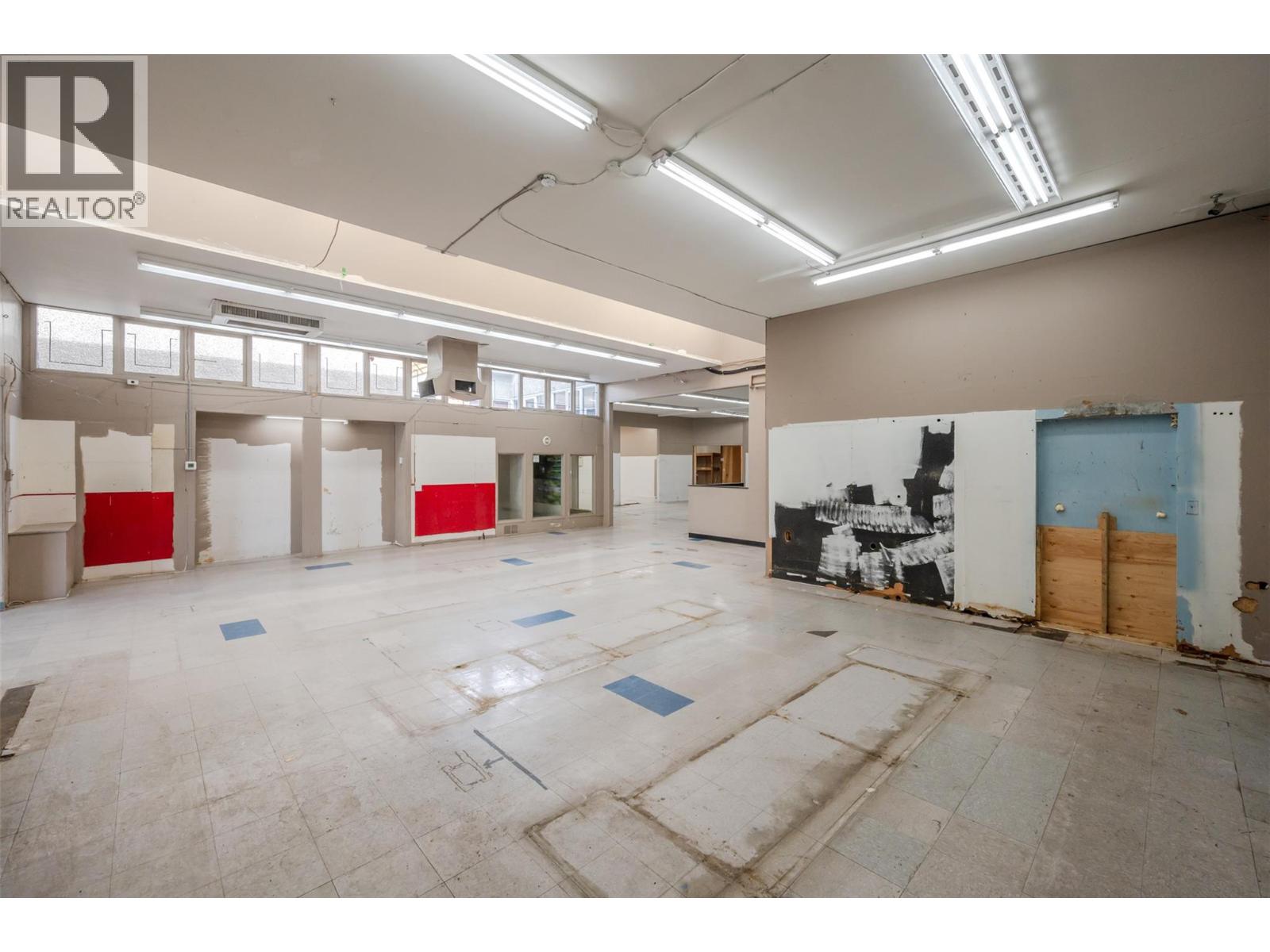 402 Industrial Avenue E, Penticton