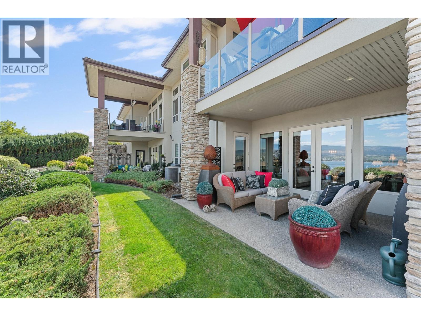 4 2493 Casa Palmero Drive, West Kelowna