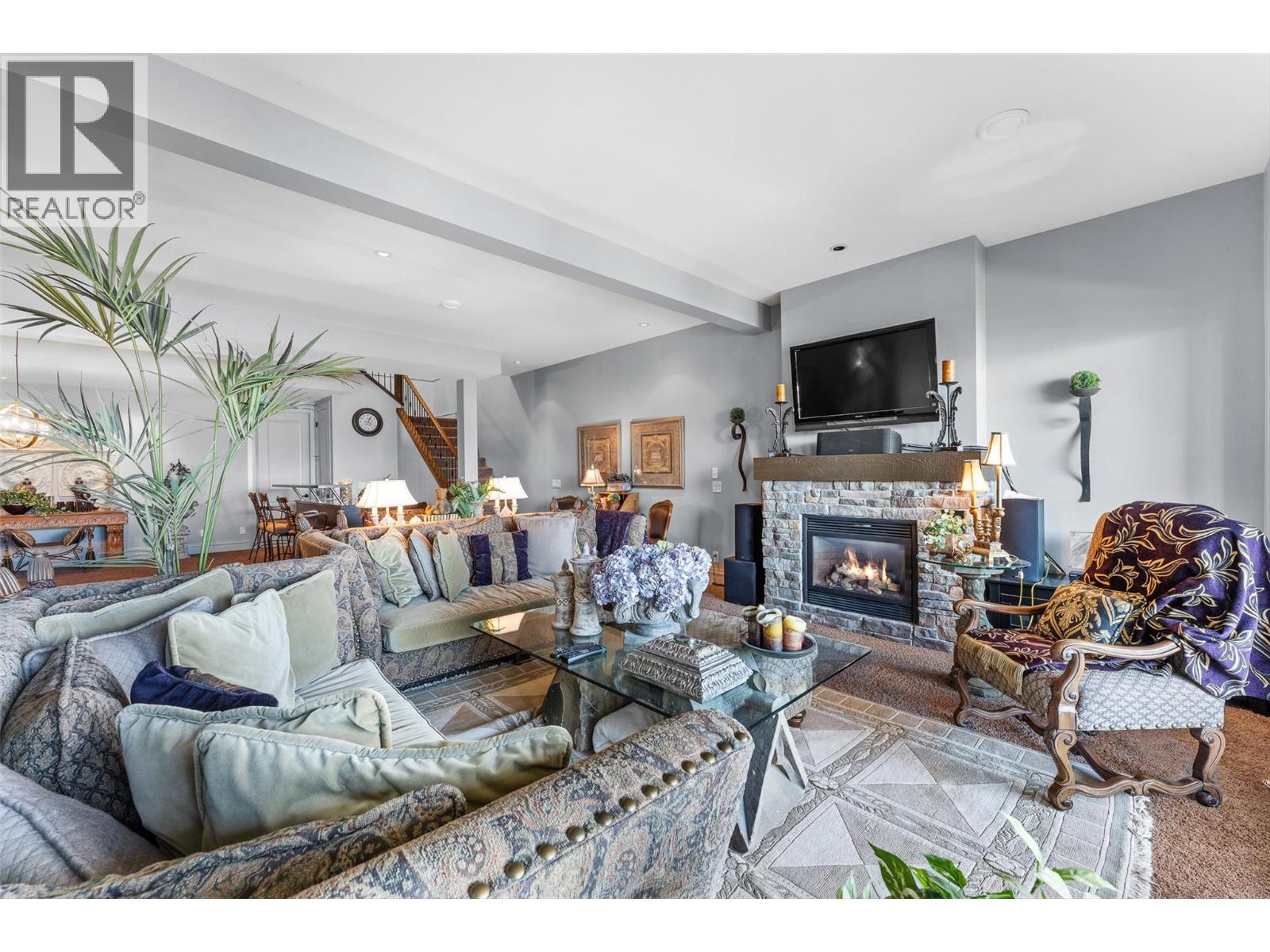 4 2493 Casa Palmero Drive, West Kelowna