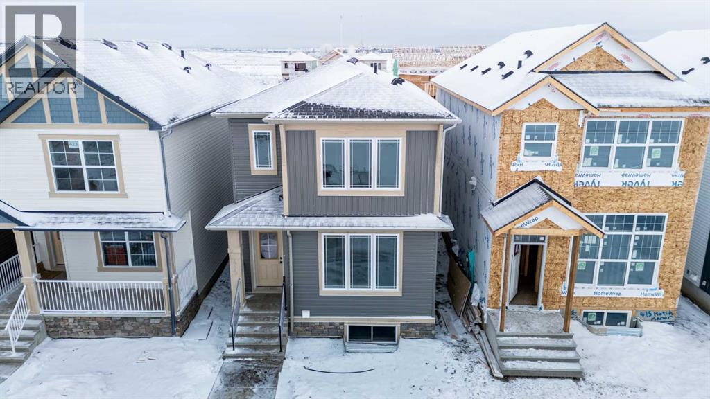Photo 2 of 419 Hotchkiss Manor, Calgary AB